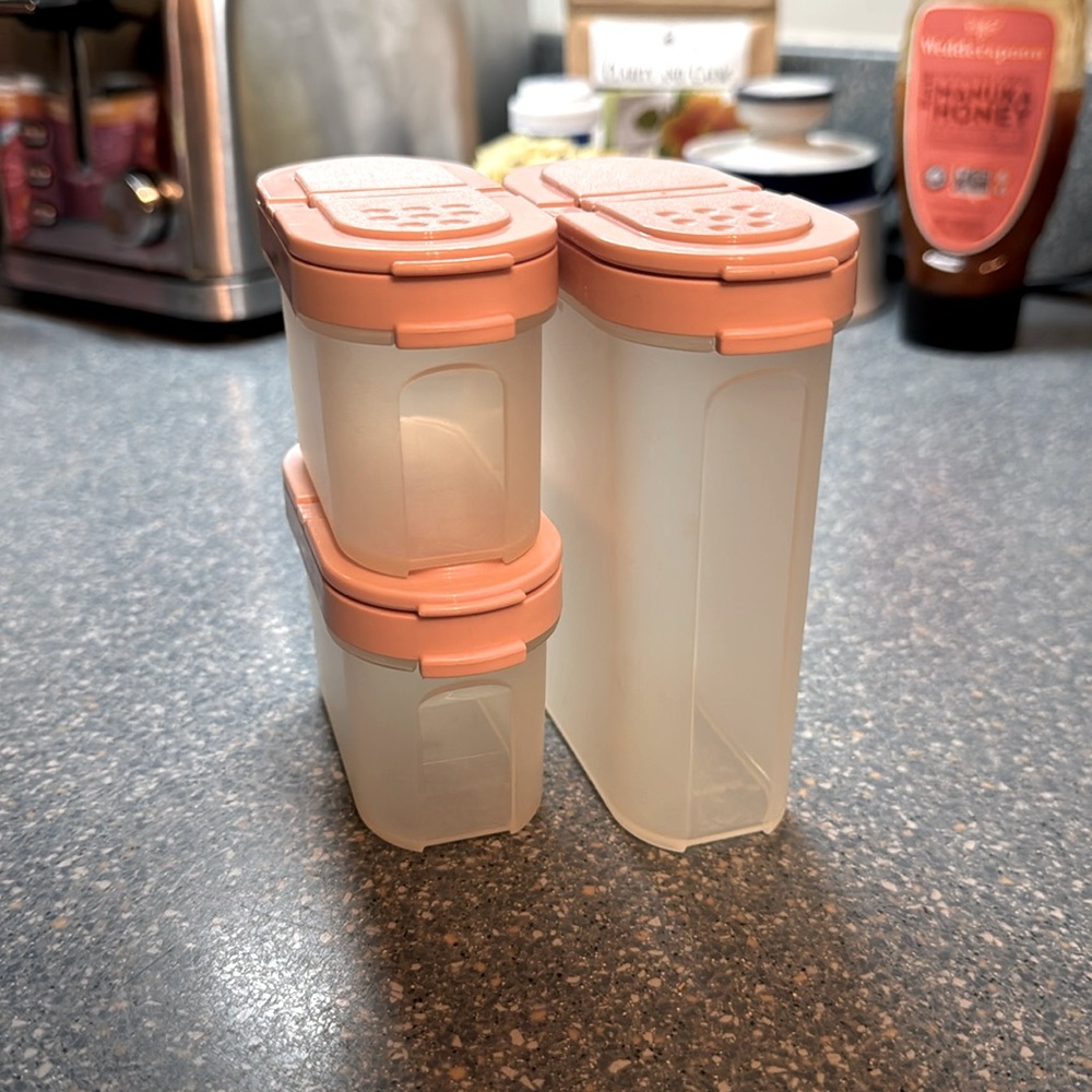 Vintage Tupperware salt and pepper- shake or measure stackable containers